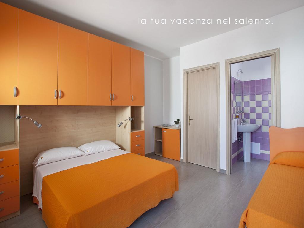 ليتشي B&B Tramonti Del Sud الغرفة الصورة