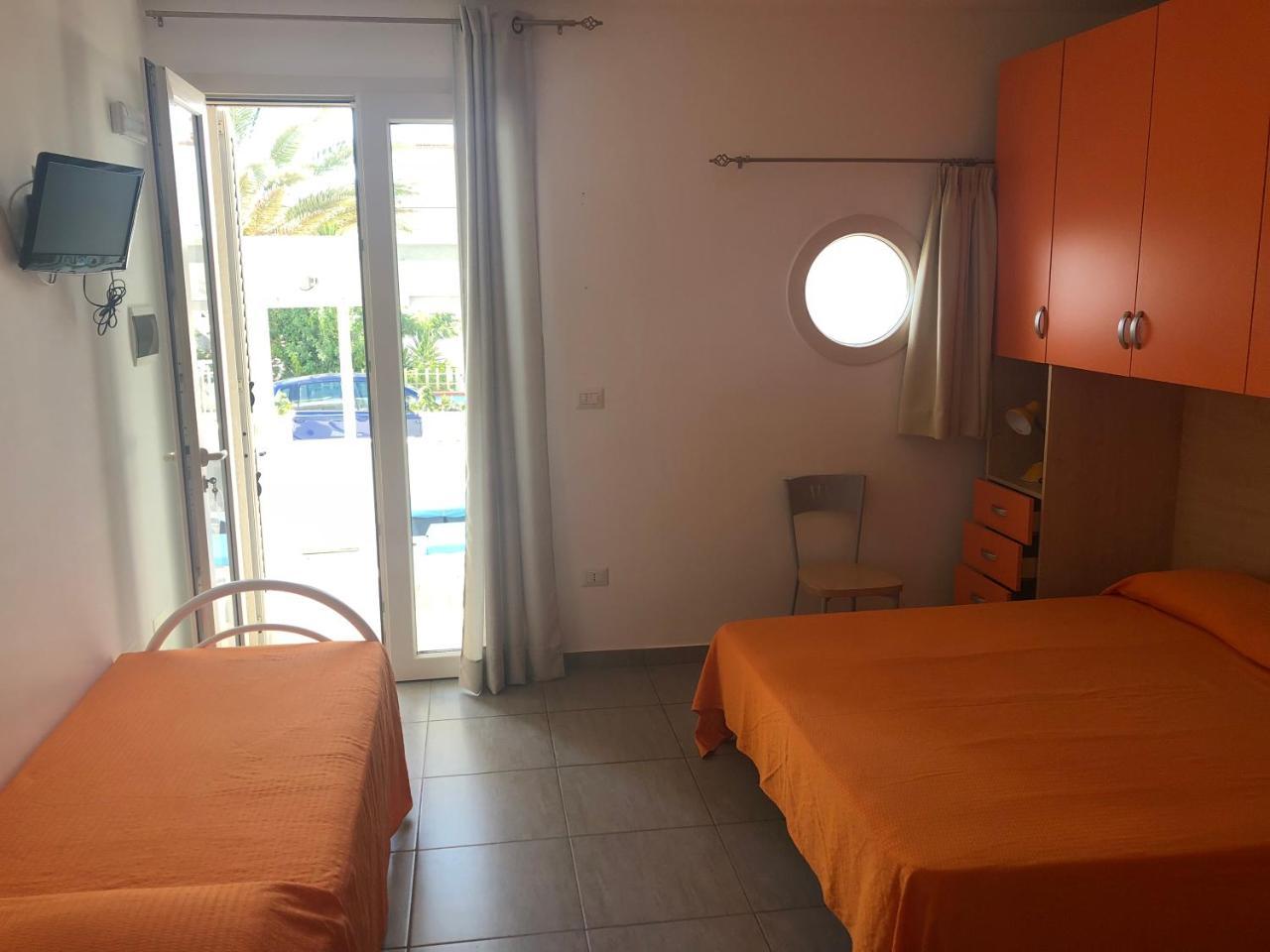 ليتشي B&B Tramonti Del Sud المظهر الخارجي الصورة